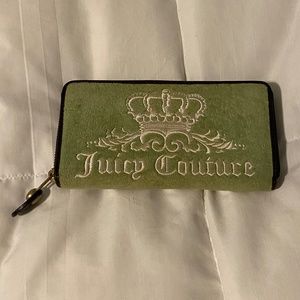 JUICY COUTURE GREEN WALLET